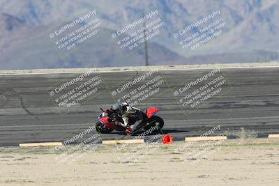 media/Jan-15-2026-Racers Edge (Thu) [[dfebeb70ab]]/3-B Group/Session 2 (Bowl Exit)/